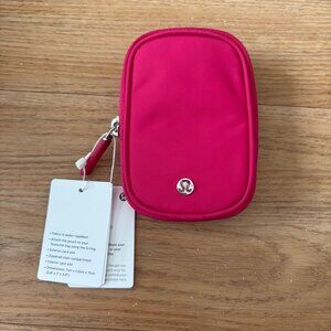 Lululemon Athletic Clippable Nano Pouch Passionate Pink NWT One Size